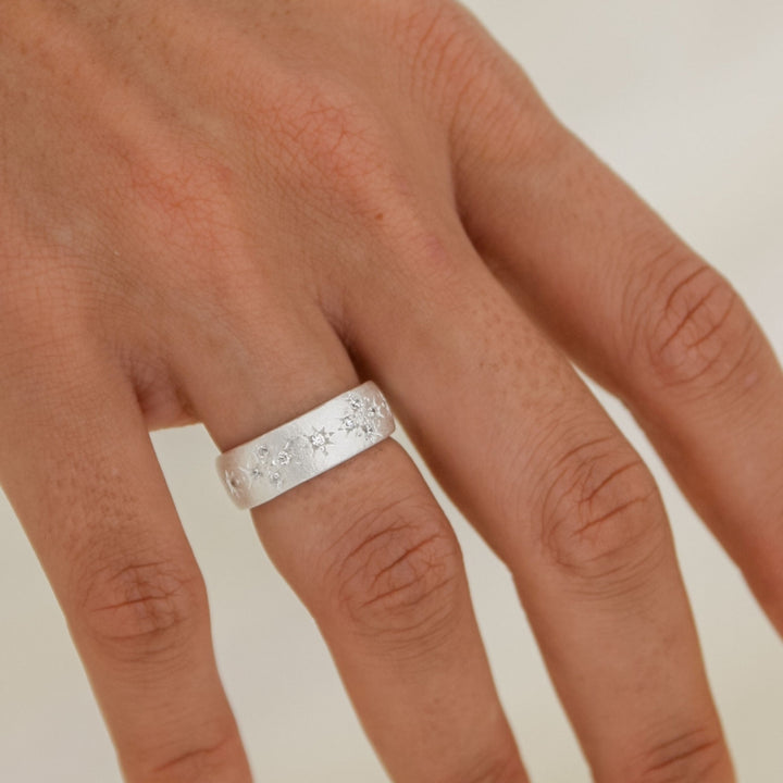 Hera Star Ring