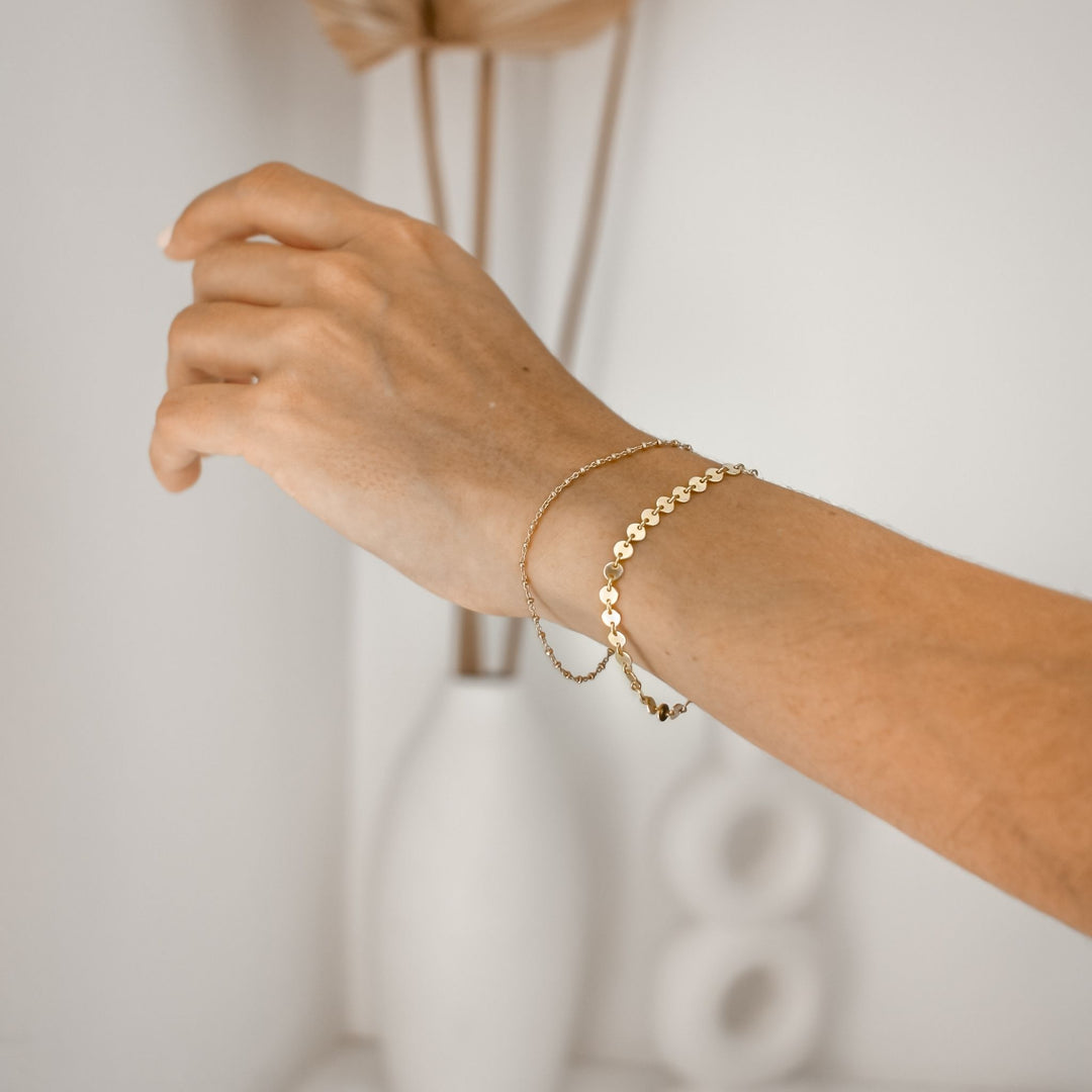 Staggered Ball Bracelet
